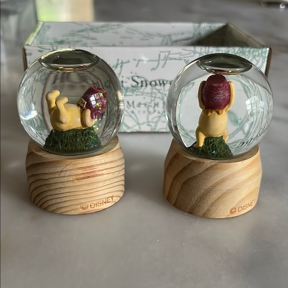 Rare Vtg  DISNEY Mini Snow Globes-Set of 2 by Michel & Co. NIB - Picture 4 of 14